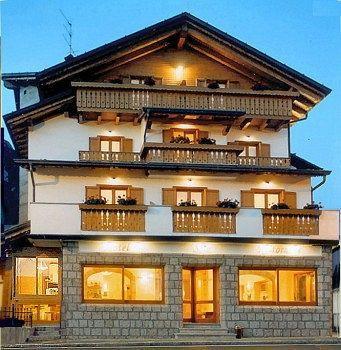 Hotel Sole カスティオーネ・デッラ・プレゾラーナ エクステリア 写真